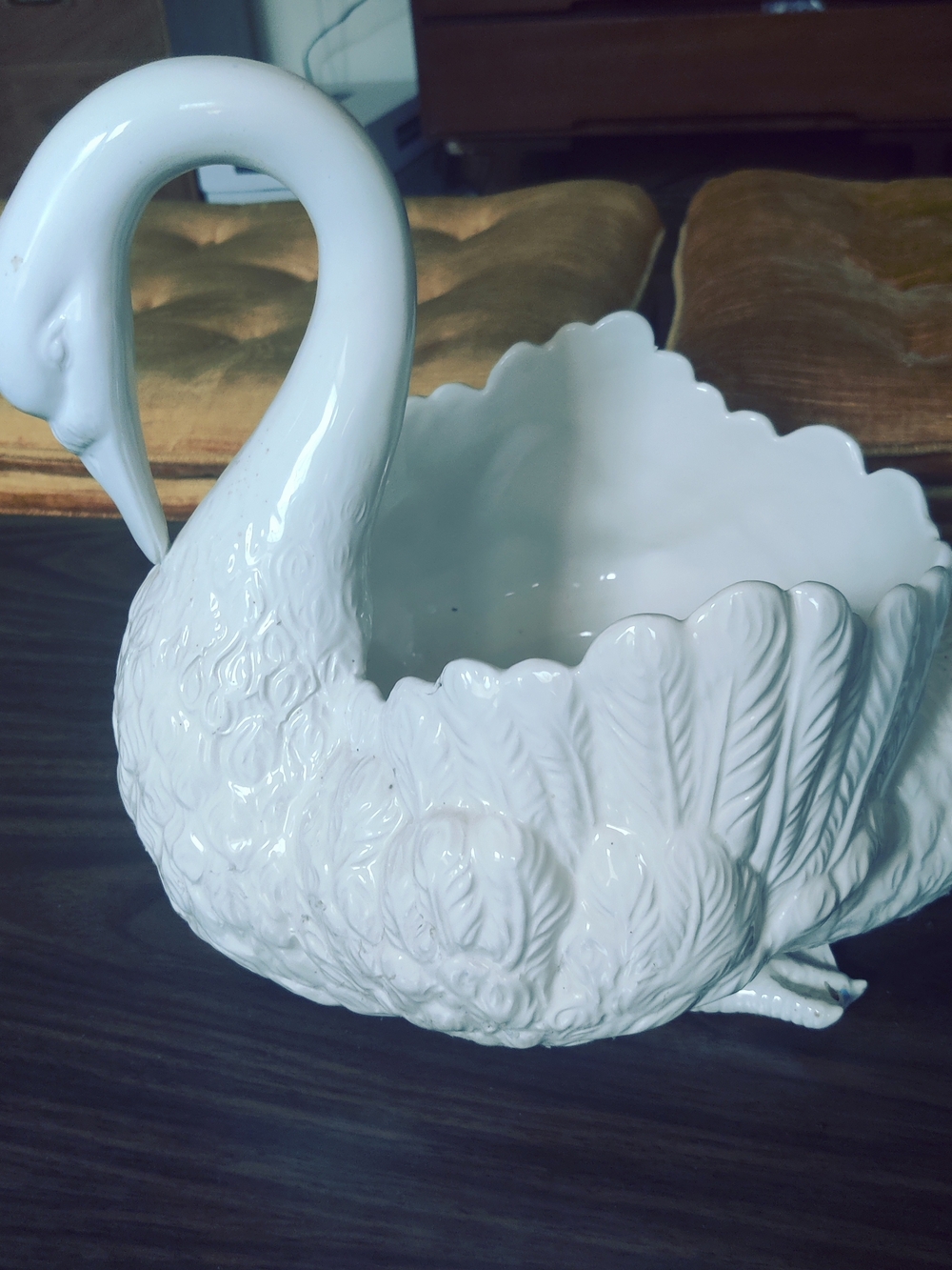 Glossy White Ceramic Swan Centerpiece Bowl